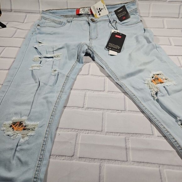 Men's Royal Spirit Denim Blue Jeans Size 36 New with tags ripped with patches - Picture 10 of 13